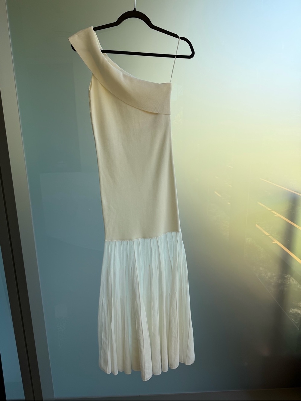 Line and Dot White Summer Maxi Dress - Picture 2 of 5